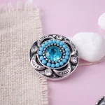 Turquoise Gem Medallion Snap - Image 3
