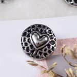 Silver Textured Heart Snap - Image 3