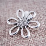 Crystal Petal Flower Snaps (Silver or Pink) - Image 4
