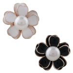 Pearl Petal Snaps