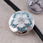 Blue Blossom Crystal Snap - Image 2