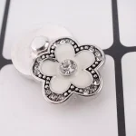 Crystal Petal Shine Snap - Image 2