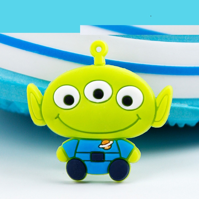 TB6073 Three-Eyed Alien Snap Charm - Image 1
